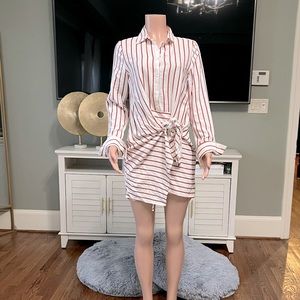 Clean Up Woman Fashionnova Wrap Dress. Size M. Great Condition! Never Worn.